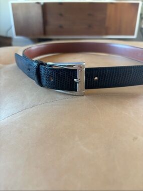 Women's Black lizard Textured Leather Belt with Silver Buckle